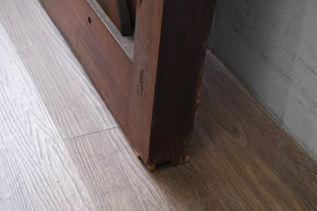 アンティーク建具　明治から大正期　美品　艶やかな漆塗りが美しい蔵戸1枚　(R-086475)