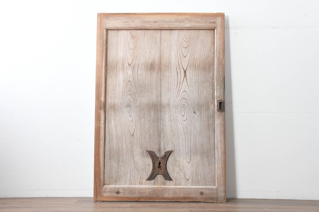 アンティーク建具　明治から大正期　上手物!　欅(ケヤキ)材　杢目の美しい蔵戸1枚　(R-086476)