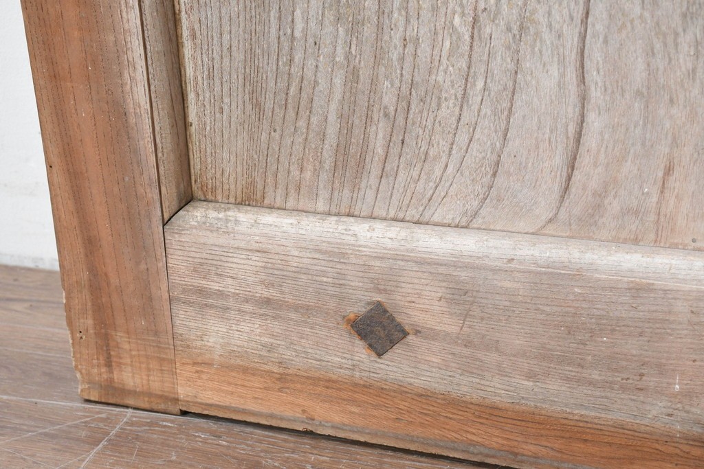 アンティーク建具　明治から大正期　上手物!　欅(ケヤキ)材　杢目の美しい蔵戸1枚　(R-086476)