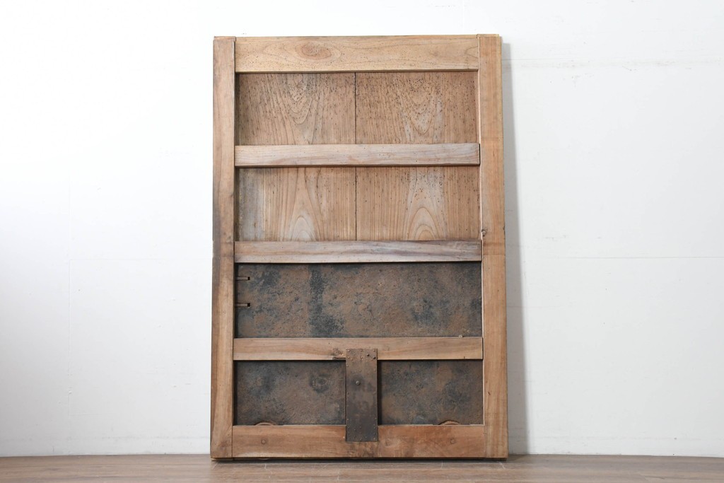 アンティーク建具　明治から大正期　上手物!　欅(ケヤキ)材　杢目の美しい蔵戸1枚　(R-086476)