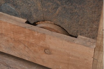 アンティーク建具　明治から大正期　上手物!　欅(ケヤキ)材　杢目の美しい蔵戸1枚　(R-086476)