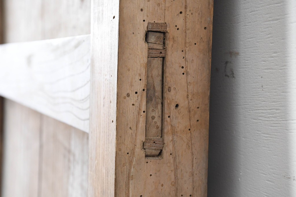 アンティーク建具　明治から大正期　上手物!　欅(ケヤキ)材　杢目の美しい蔵戸1枚　(R-086476)