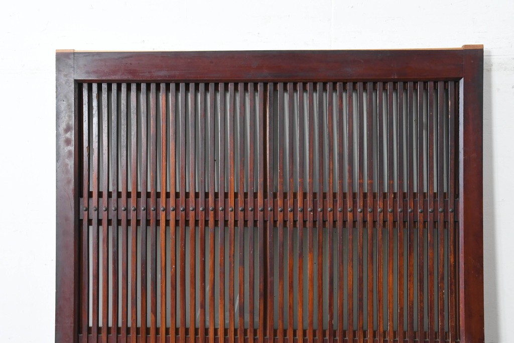 アンティーク建具　昭和初期　端正な縦格子が美しいガラス入り格子蔵戸1枚　(R-086477)