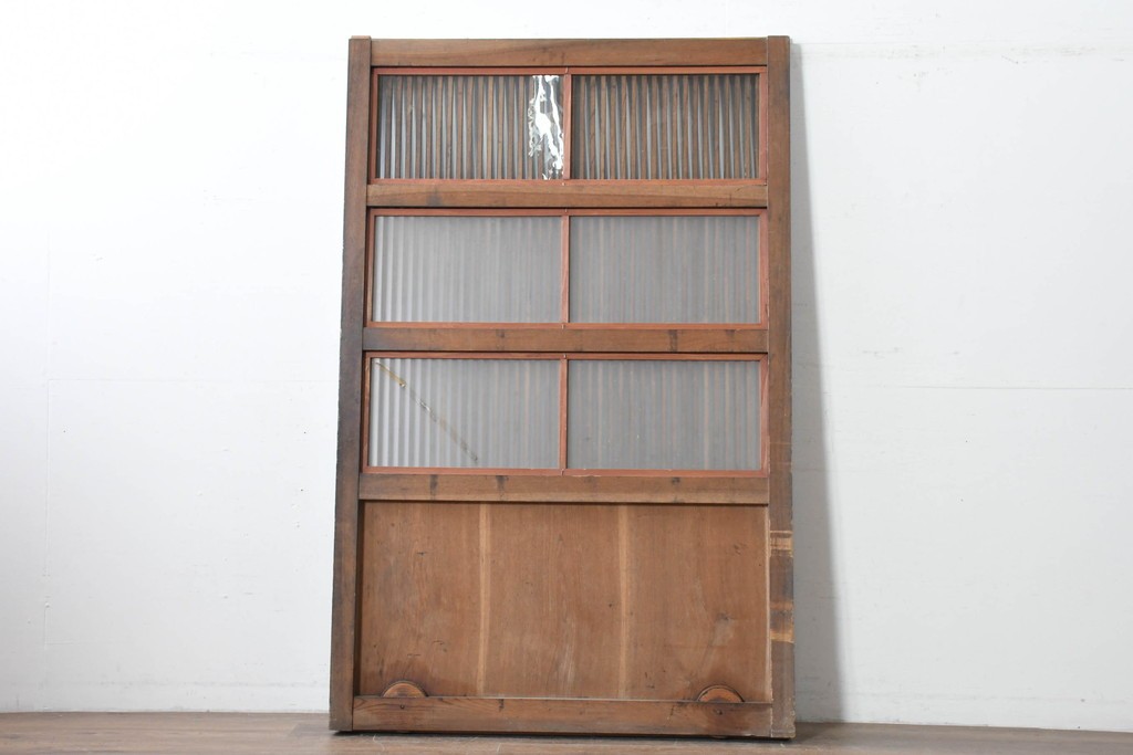 アンティーク建具　昭和初期　端正な縦格子が美しいガラス入り格子蔵戸1枚　(R-086477)