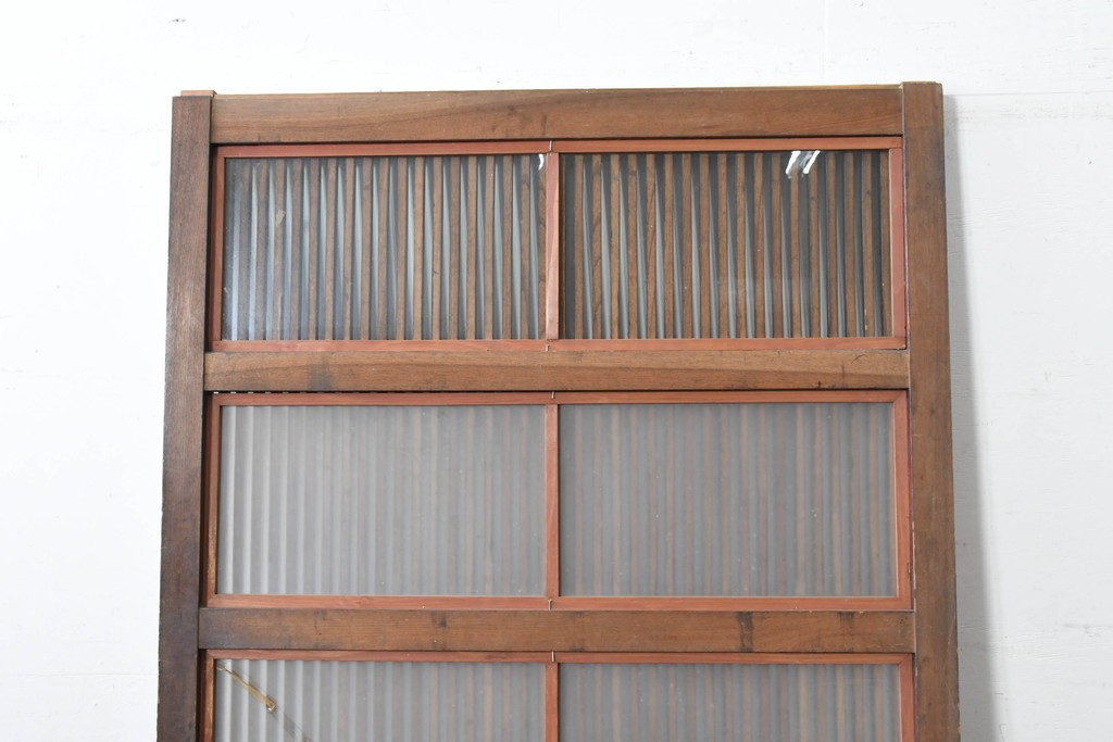 アンティーク建具　昭和初期　端正な縦格子が美しいガラス入り格子蔵戸1枚　(R-086477)