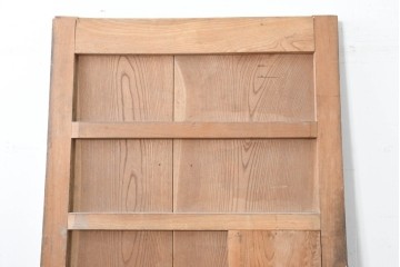 アンティーク建具　明治から大正期　総欅(ケヤキ)材　漆塗り　上手金具が目を引く小振りな蔵戸1枚　(R-086480)