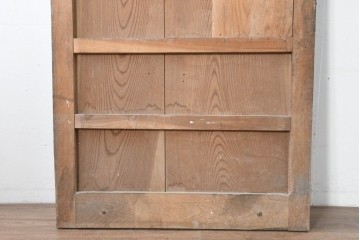 アンティーク建具　明治から大正期　総欅(ケヤキ)材　漆塗り　上手金具が目を引く小振りな蔵戸1枚　(R-086480)