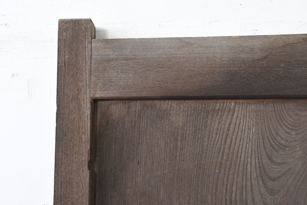 アンティーク建具　明治から大正期　総欅(ケヤキ)材　欅の木目が引き立つ小振りな門扉2枚(1対)セット　(R-086481)