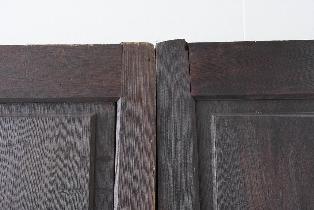 アンティーク建具　明治から大正期　総欅(ケヤキ)材　欅の木目が引き立つ門扉2枚(1対)セット　(R-086482)