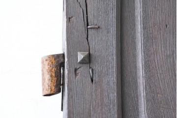 アンティーク建具　明治から大正期　総欅(ケヤキ)材　欅の木目が引き立つ門扉2枚(1対)セット　(R-086482)