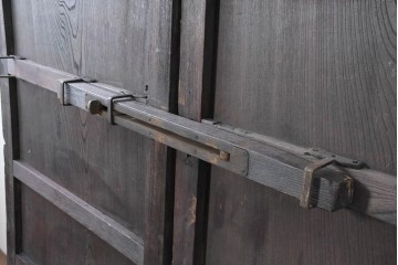 アンティーク建具　明治から大正期　総欅(ケヤキ)材　欅の木目が引き立つ門扉2枚(1対)セット　(R-086482)