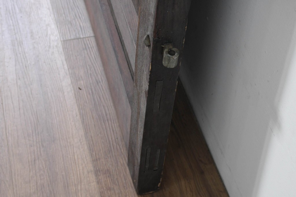 アンティーク建具　明治から大正期　総欅(ケヤキ)材　欅の木目が引き立つ門扉2枚(1対)セット　(R-086482)