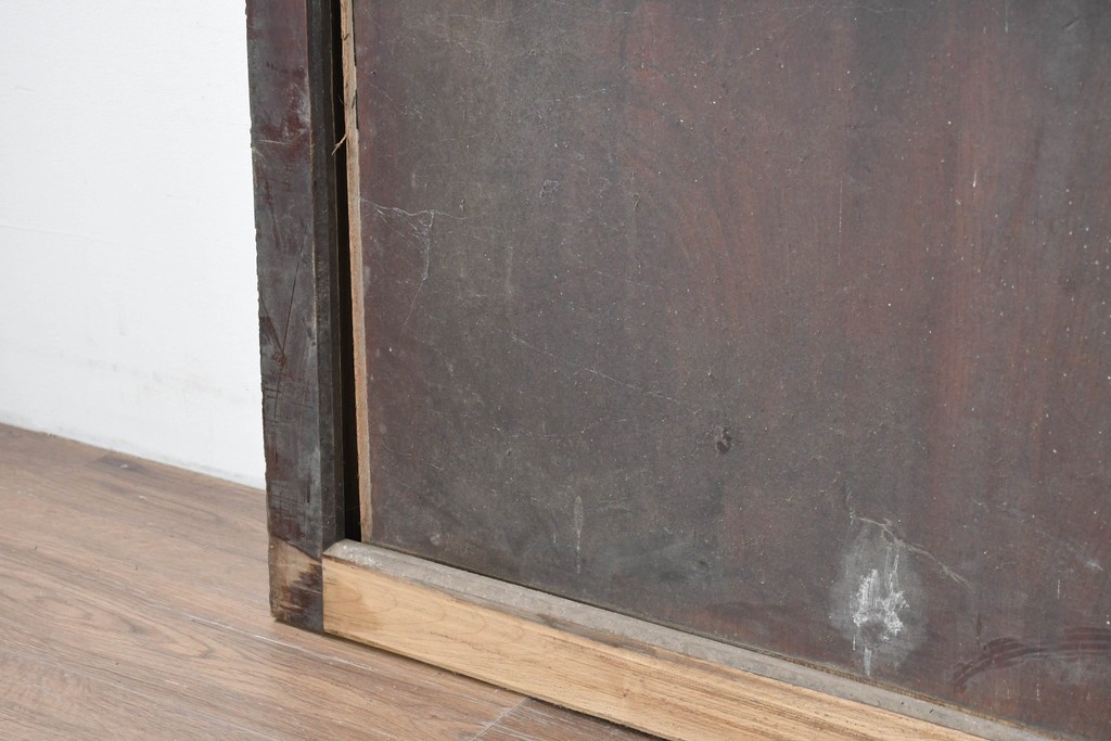 アンティーク建具　明治期　大きな金具と鋲打ちが目を引く幅広庄内蔵戸1枚　(R-086485)