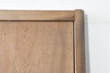 アンティーク建具　明治期　大きな金具と鋲打ちが目を引く幅広庄内蔵戸1枚　(R-086485)