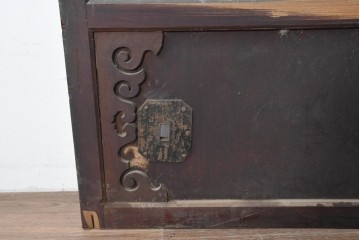 アンティーク建具　明治から大正期　鋲打ちの格子と腰板の意匠が目を引く格子蔵戸1枚　(R-086488)