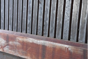 アンティーク建具　明治から大正期　上手物!　重厚な鉄板張りの大振り蔵戸1枚　(R-086489)