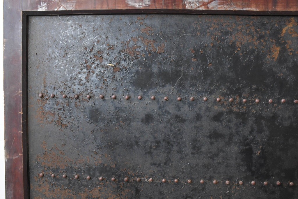アンティーク建具　明治から大正期　上手物!　重厚な鉄板張りの大振り蔵戸1枚　(R-086489)
