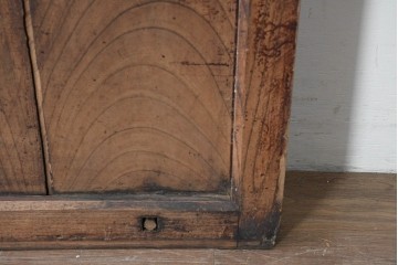 アンティーク建具　明治から大正期　総欅(ケヤキ)材　細やかな格子と素朴な佇まいが味わい深い格子蔵戸1枚　(R-086490)