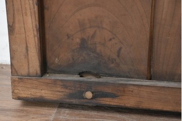 アンティーク建具　明治から大正期　総欅(ケヤキ)材　細やかな格子と素朴な佇まいが味わい深い格子蔵戸1枚　(R-086490)