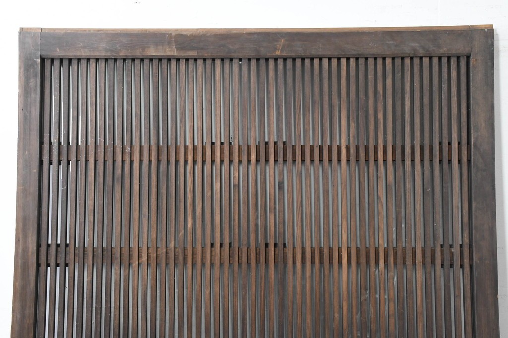 アンティーク建具　明治から大正期　木味の良い素朴な風合いと細格子が趣深いガラス入り格子蔵戸1枚　(R-086491)