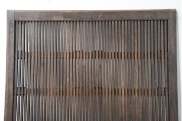 アンティーク建具　明治から大正期　木味の良い素朴な風合いと細格子が趣深いガラス入り格子蔵戸1枚　(R-086491)