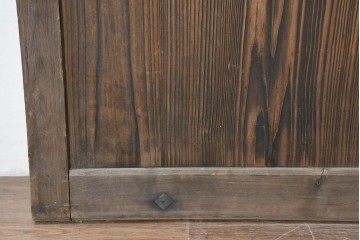 アンティーク建具　明治から大正期　木味の良い素朴な風合いと細格子が趣深いガラス入り格子蔵戸1枚　(R-086491)