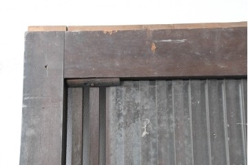 アンティーク建具　明治から大正期　木味の良い素朴な風合いと細格子が趣深いガラス入り格子蔵戸1枚　(R-086491)