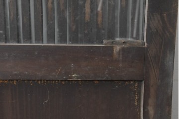 アンティーク建具　明治から大正期　木味の良い素朴な風合いと細格子が趣深いガラス入り格子蔵戸1枚　(R-086491)