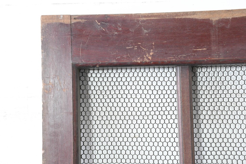 アンティーク建具　明治から大正期　上手物!　総欅(ケヤキ)材　格子と金網の組み合わせが趣ある狐格子蔵戸1枚　(R-086492)
