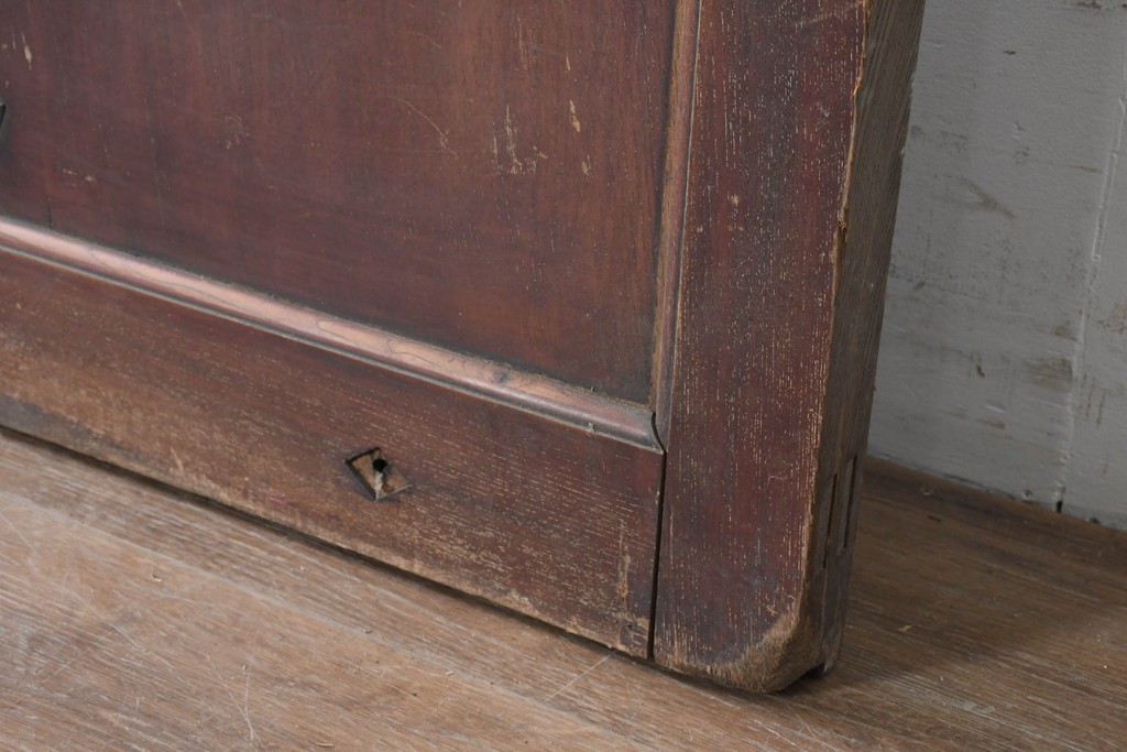 アンティーク建具　明治から大正期　上手物!　総欅(ケヤキ)材　格子と金網の組み合わせが趣ある狐格子蔵戸1枚　(R-086492)