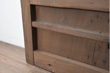 アンティーク建具　明治から大正期　上手物!　総欅(ケヤキ)材　格子と金網の組み合わせが趣ある狐格子蔵戸1枚　(R-086492)