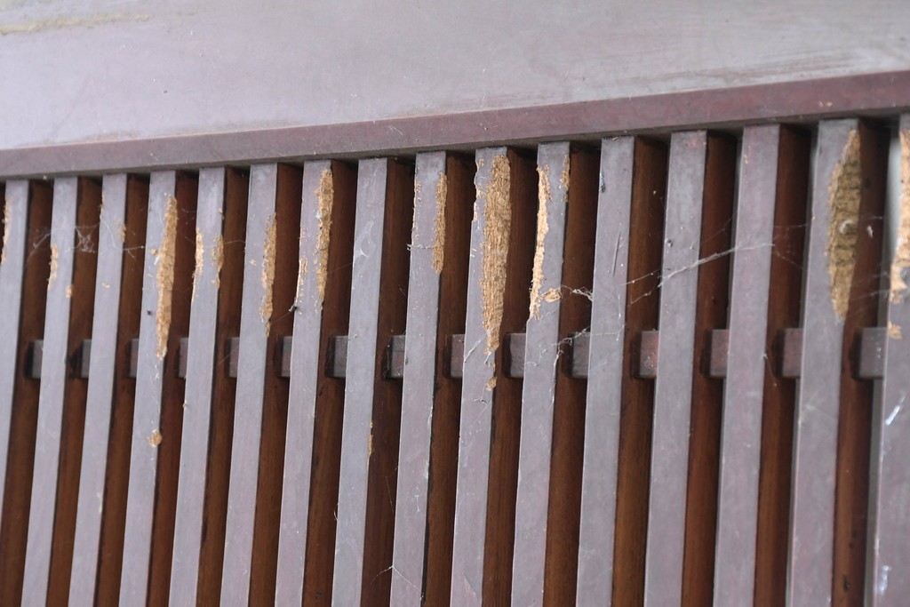 アンティーク建具　大正から昭和初期　細やかな格子が印象的な幅広の蔵戸1枚　(R-086493)