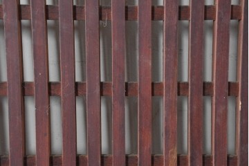 アンティーク建具　大正から昭和初期　細やかな格子が印象的な幅広の蔵戸1枚　(R-086493)