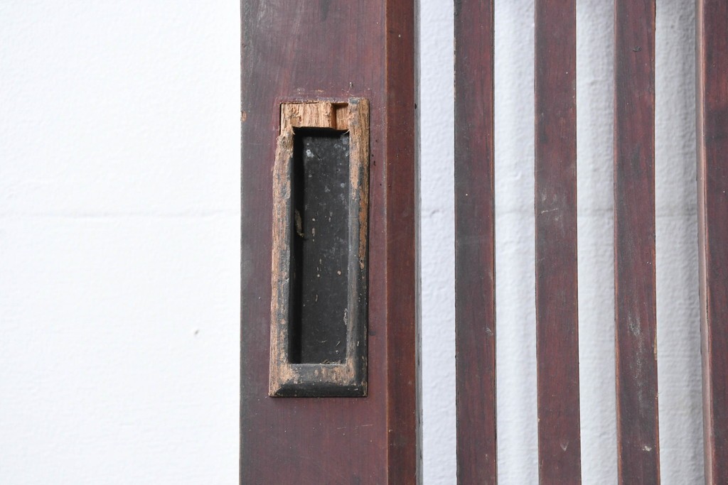 アンティーク建具　大正から昭和初期　細やかな格子が印象的な幅広の蔵戸1枚　(R-086493)