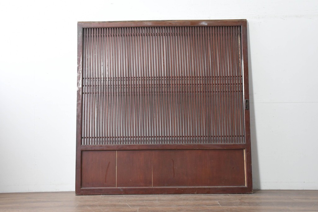 アンティーク建具　大正から昭和初期　細やかな格子が印象的な幅広の蔵戸1枚　(R-086493)