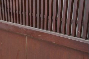 アンティーク建具　大正から昭和初期　細やかな格子が印象的な幅広の蔵戸1枚　(R-086493)