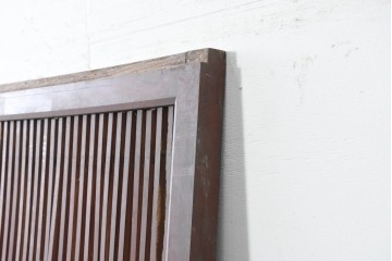 アンティーク建具　大正から昭和初期　細やかな格子が印象的な幅広の蔵戸1枚　(R-086493)
