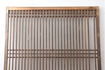 アンティーク建具　明治から大正期　木味豊かな風合いと細格子が美しい格子蔵戸1枚　(R-086496)