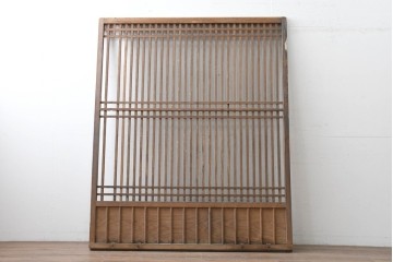 アンティーク建具　明治から大正期　木味豊かな風合いと細格子が美しい格子蔵戸1枚　(R-086496)