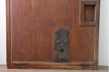 アンティーク建具　明治から大正期　上手物!　新潟産　総欅(ケヤキ)材　大振りで重厚な蔵戸1枚　(R-086497)