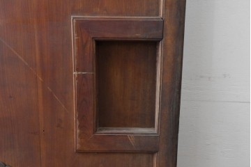 アンティーク建具　明治から大正期　上手物!　新潟産　総欅(ケヤキ)材　大振りで重厚な蔵戸1枚　(R-086497)