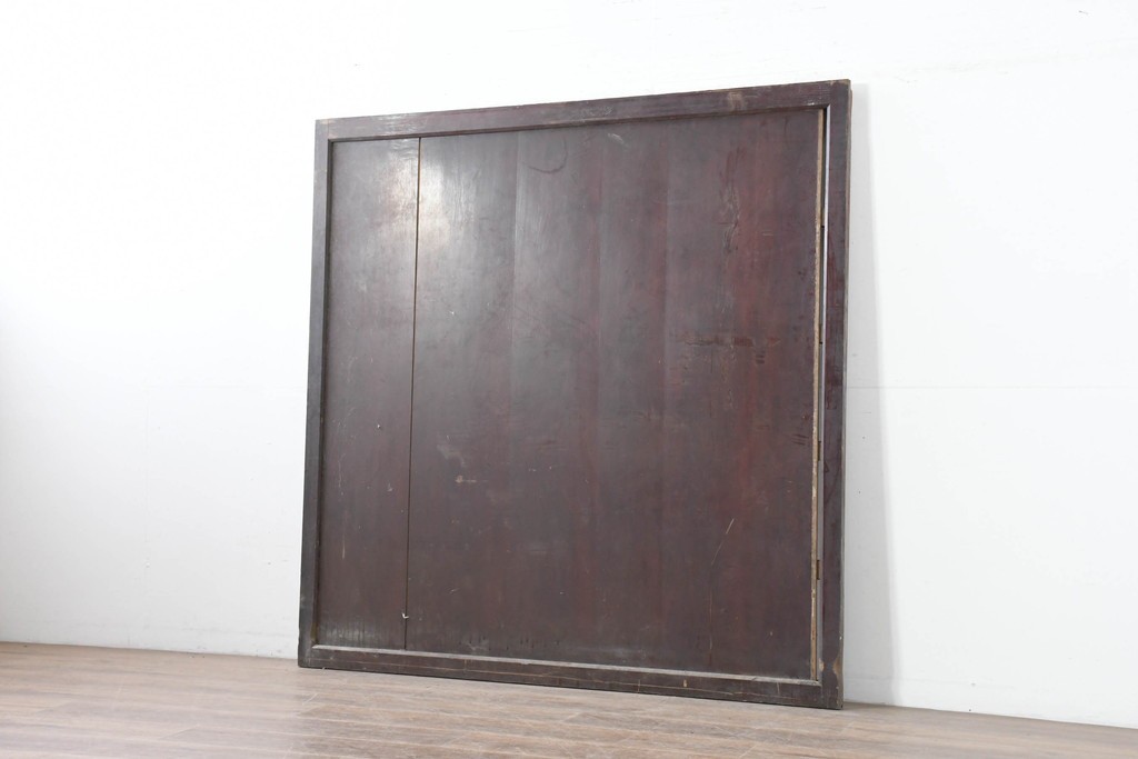 アンティーク建具　明治から大正期　漆塗り　風格ある佇まいの蔵戸1枚　(R-086499)