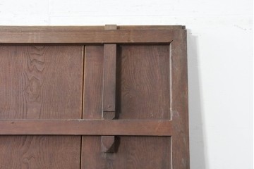 アンティーク建具　明治から大正期　漆塗り　風格ある佇まいの蔵戸1枚　(R-086499)