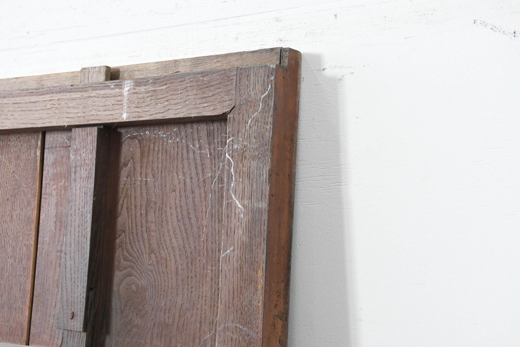 アンティーク建具　明治から大正期　漆塗り　風格ある佇まいの蔵戸1枚　(R-086499)