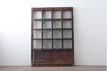 アンティーク建具　明治から大正期　狐格子と金網の組み合わせが趣深い蔵戸1枚　(R-086501)