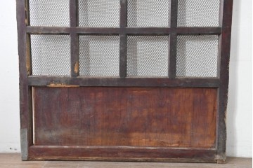 アンティーク建具　明治から大正期　狐格子と金網の組み合わせが趣深い蔵戸1枚　(R-086501)