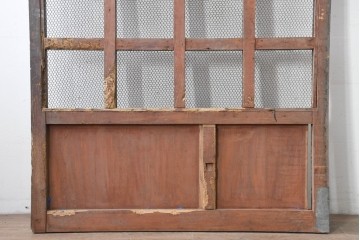 アンティーク建具　明治から大正期　狐格子と金網の組み合わせが趣深い蔵戸1枚　(R-086501)