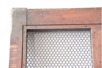 アンティーク建具　明治から大正期　狐格子と金網の組み合わせが趣深い蔵戸1枚　(R-086501)