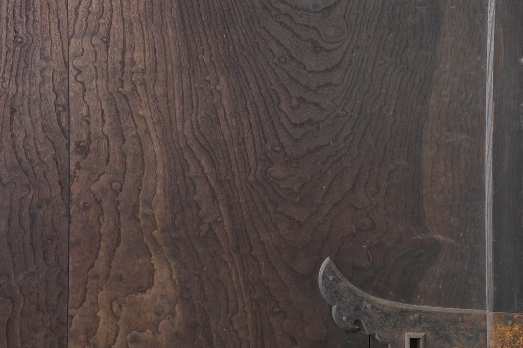 アンティーク建具　明治期　総欅(ケヤキ)材　博物館クラスの逸品!　玉杢が見事な蔵戸1枚　(R-086502)