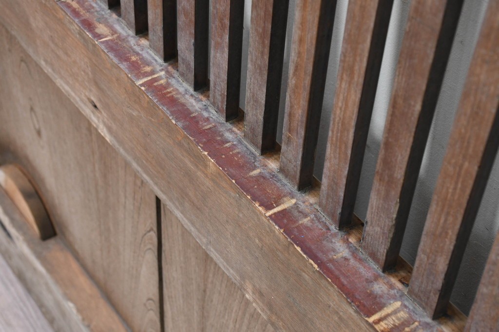 アンティーク建具　明治から大正期　木味が際立つ格子蔵戸1枚　(R-086503)